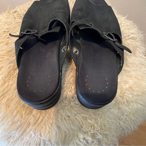 MEPHISTO Black Suede Open Toe Slip On Sandals. Size 42 - Picture 3 of 7